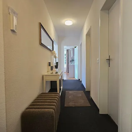 The Guild L L Castle L Old Town L Netflix * Thun