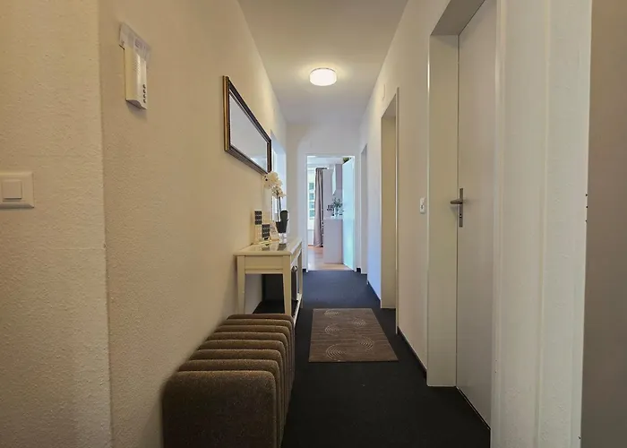 The Guild L L Castle L Old Town L Netflix * Thun